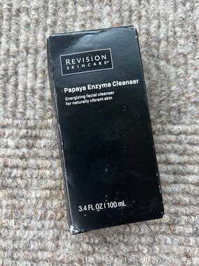 Revision Skincare Papaya Enzyme Cleanser NWT 3.4 fl oz